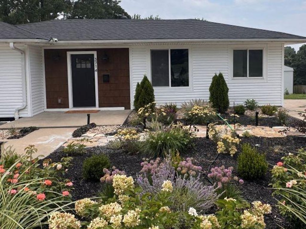 3714 S Crysler Avenue, Independence, MO 64055