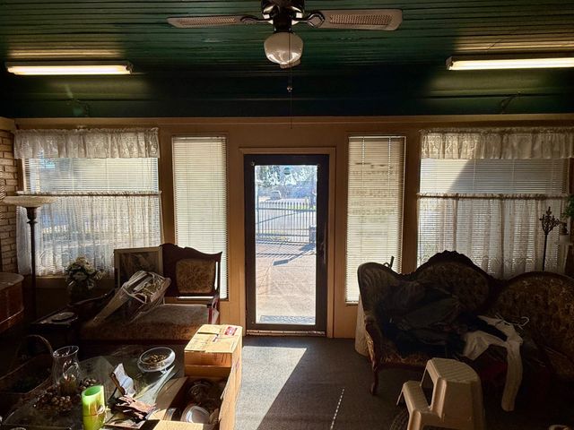 203b N Rockwall Avenue, Terrell, TX 75160