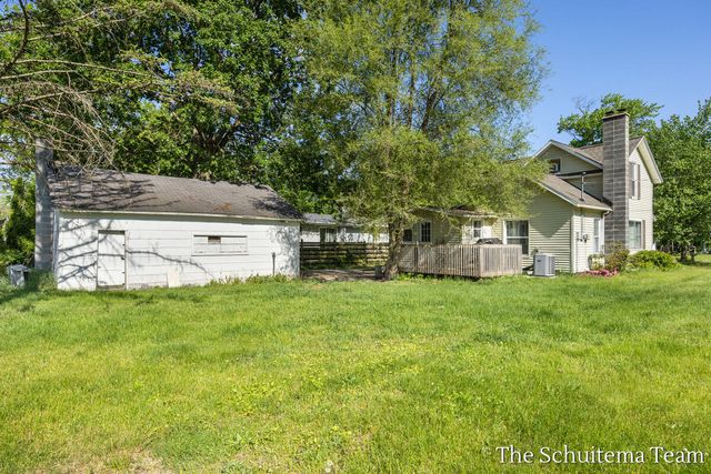 425 W Cherry Street, Wayland City, MI 49348