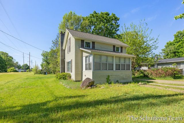 425 W Cherry Street, Wayland City, MI 49348