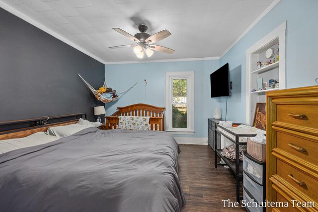425 W Cherry Street, Wayland City, MI 49348