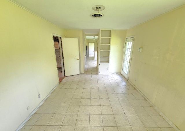 419 Lee Avenue, Freeport, TX 77541