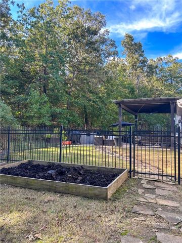 18818 Cedar Rock Road, Fayetteville, AR 72701