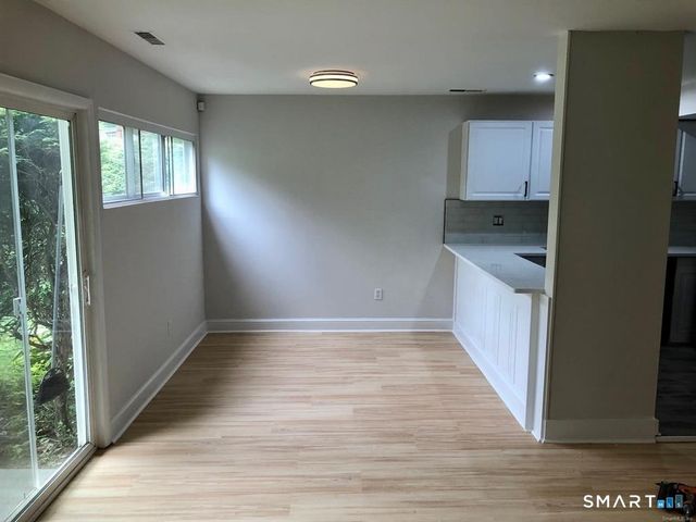 229 Bacon Pond Road 312, Woodbury, CT 06798