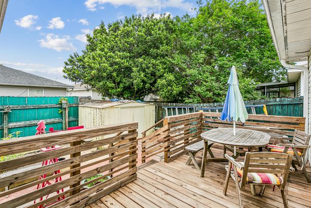 1878 Vineyard Street, Navarre, FL 32566