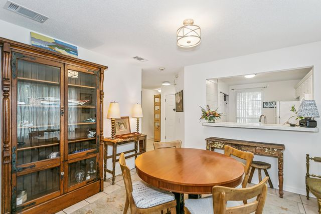 1878 Vineyard Street, Navarre, FL 32566