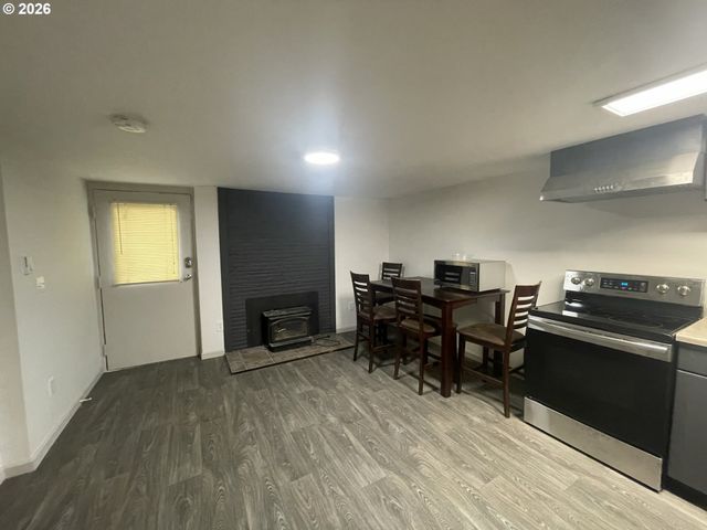 144 Se 85TH Ave, Portland, OR 97216