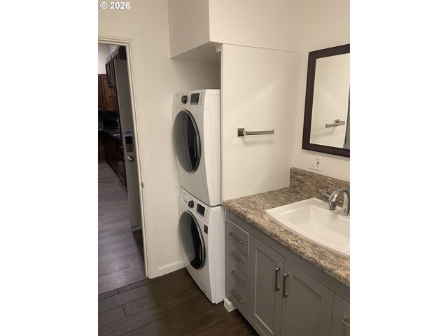 144 Se 85TH Ave, Portland, OR 97216