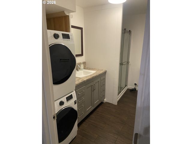 144 Se 85TH Ave, Portland, OR 97216