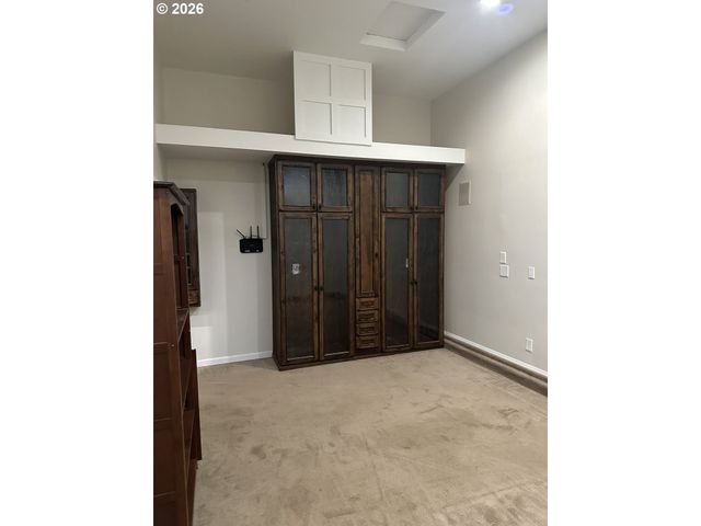 144 Se 85TH Ave, Portland, OR 97216