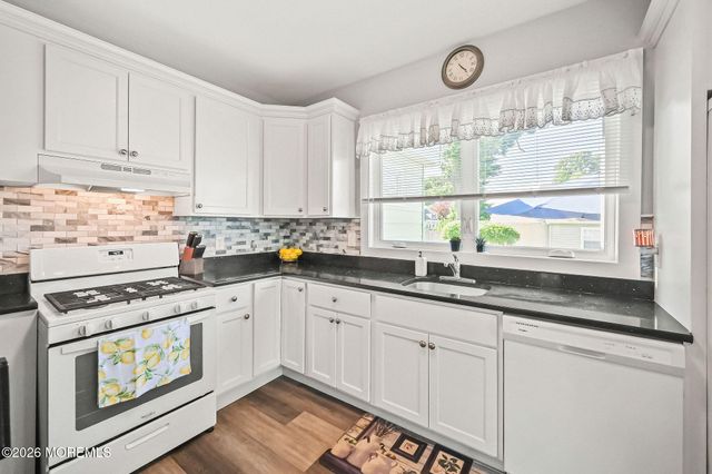 170 Forest Avenue, Keansburg, NJ 07734