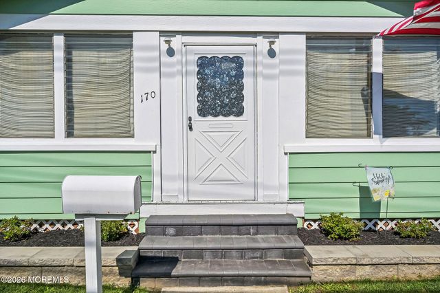 170 Forest Avenue, Keansburg, NJ 07734