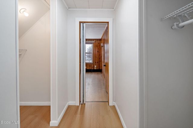 10 Ferrara Avenue, Colonie, NY 12304