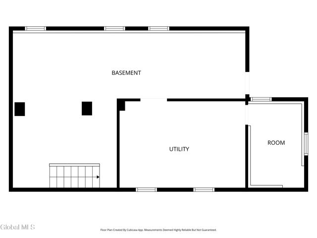 10 Ferrara Avenue, Colonie, NY 12304