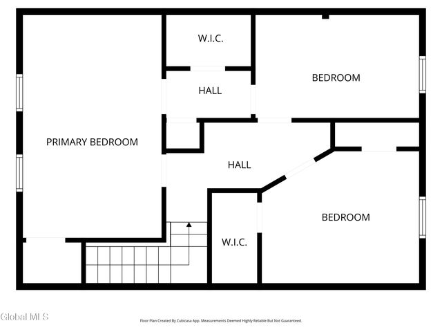 10 Ferrara Avenue, Colonie, NY 12304