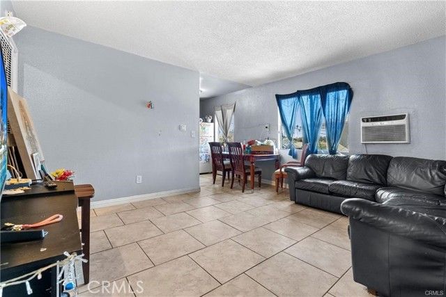 170 Olive 3, San Bernardino, CA 92410
