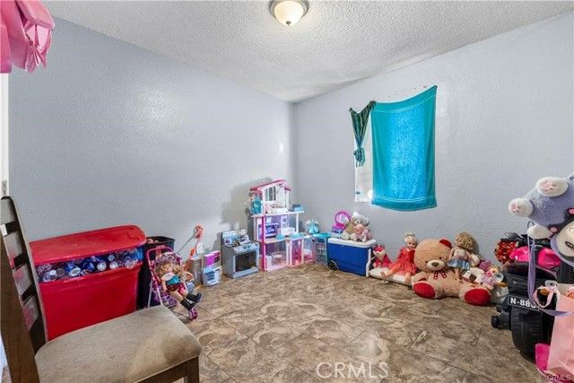 170 Olive 3, San Bernardino, CA 92410