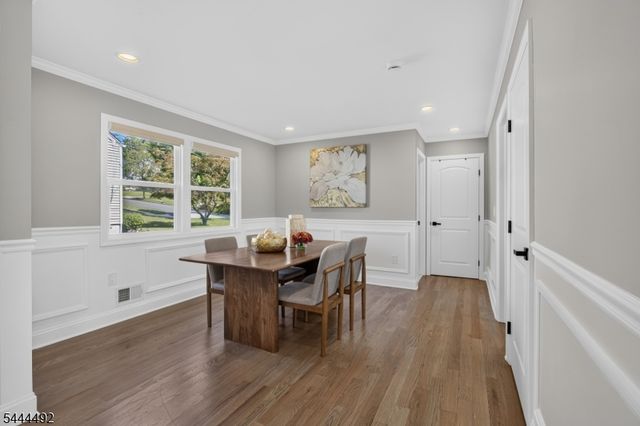 61 Bart Pl, Clifton City, NJ 07013