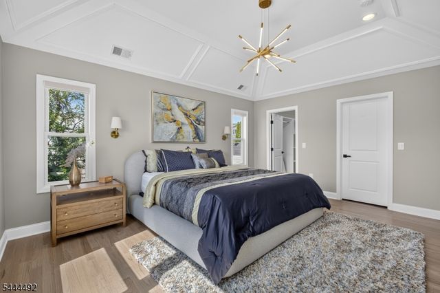 61 Bart Pl, Clifton City, NJ 07013