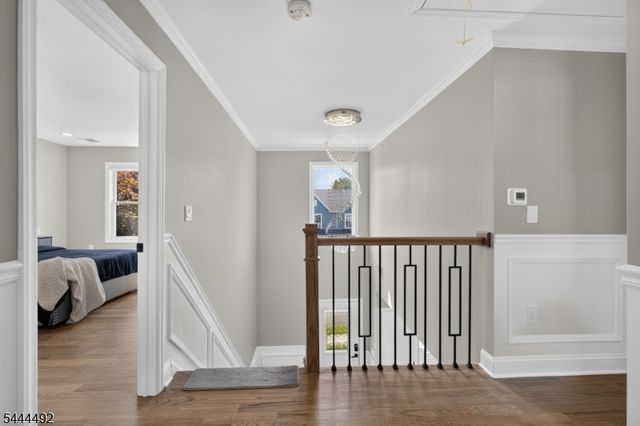 61 Bart Pl, Clifton City, NJ 07013