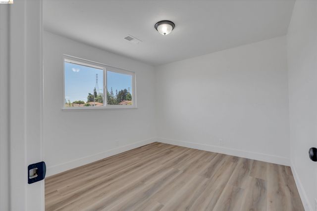 1709 Yellowstone Dr, Antioch, CA 94509