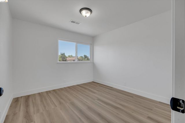 1709 Yellowstone Dr, Antioch, CA 94509