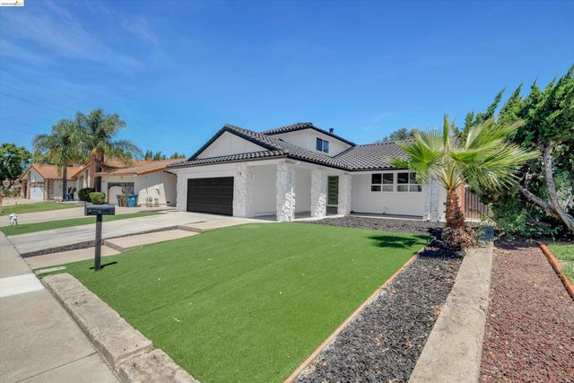 1709 Yellowstone Dr, Antioch, CA 94509