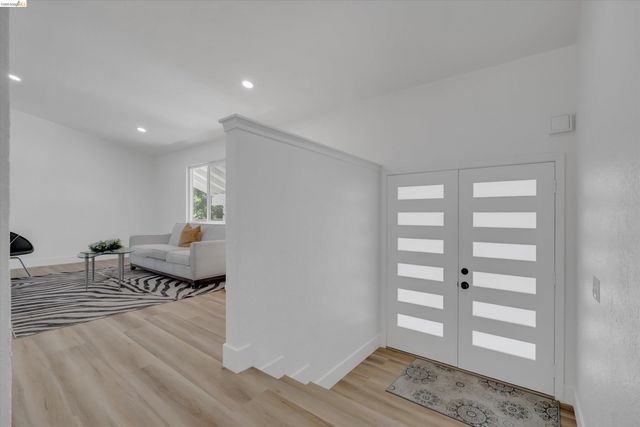 1709 Yellowstone Dr, Antioch, CA 94509