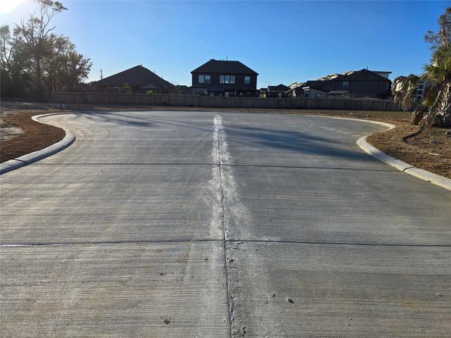 1439 Friendship Trail, Seabrook, TX 77586