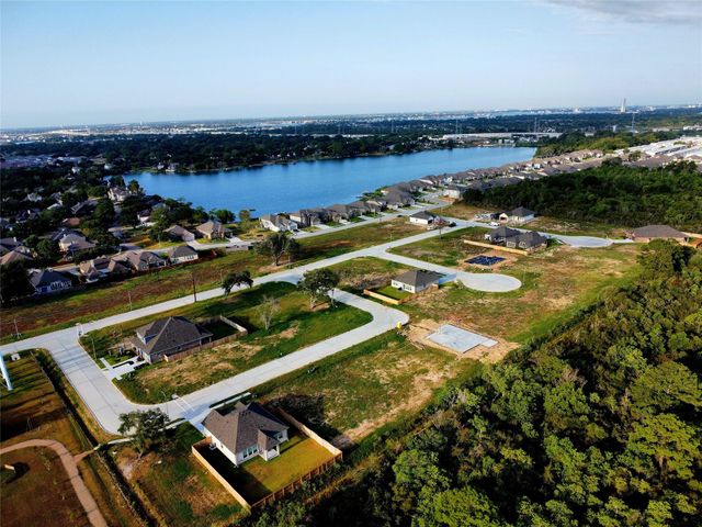 1439 Friendship Trail, Seabrook, TX 77586