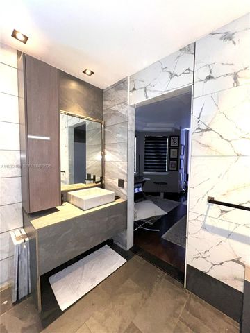 4849 NW 108th Path 0, Doral, FL 33178