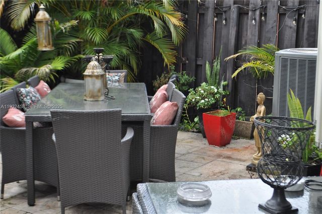 4849 NW 108th Path 0, Doral, FL 33178