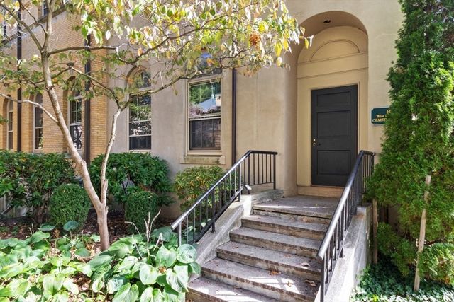 60 W Glen Rd 101, Brookline, MA 02445