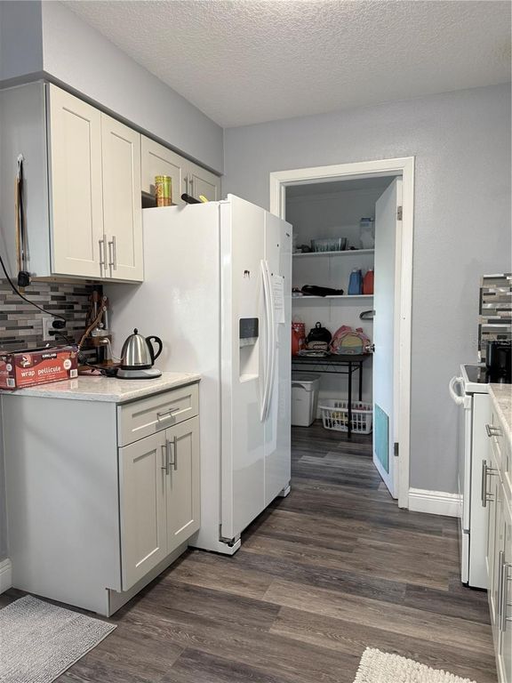 Image 21 of property listing at 6313 WILLOW OAK LANE, Orlando, FL 32809