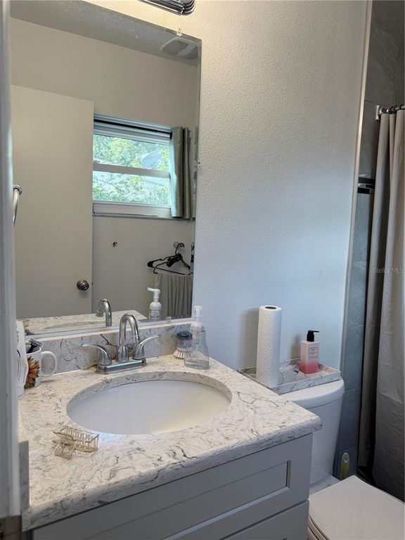 Image 23 of property listing at 6313 WILLOW OAK LANE, Orlando, FL 32809