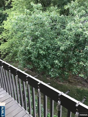 246 Mulberry Road 246, Ramsey, NJ 07446