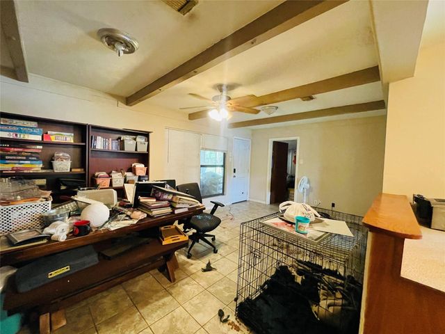 1747 W 10th Street, Freeport, TX 77541
