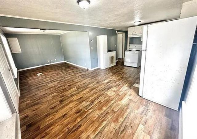 108 Miller Avenue, Leesville, LA 71446