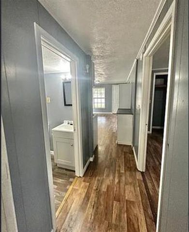 108 Miller Avenue, Leesville, LA 71446