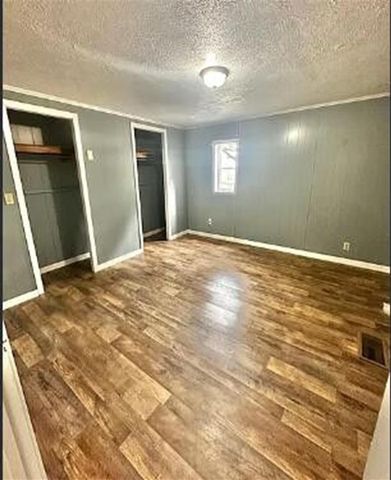 108 Miller Avenue, Leesville, LA 71446