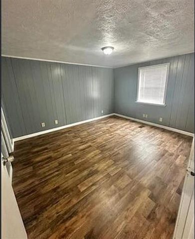 108 Miller Avenue, Leesville, LA 71446