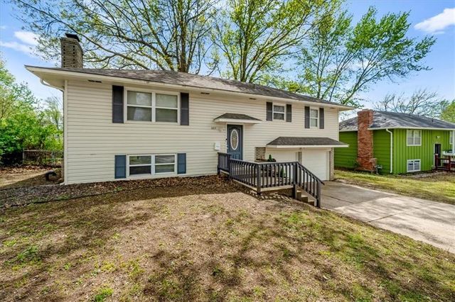 6815 E 99th Terrace, Kansas City, MO 64134