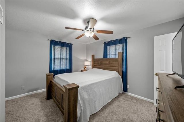 6815 E 99th Terrace, Kansas City, MO 64134