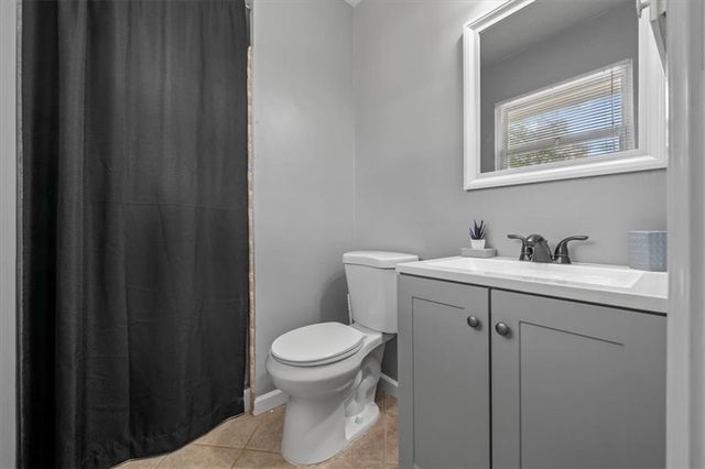 6815 E 99th Terrace, Kansas City, MO 64134