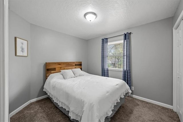 6815 E 99th Terrace, Kansas City, MO 64134