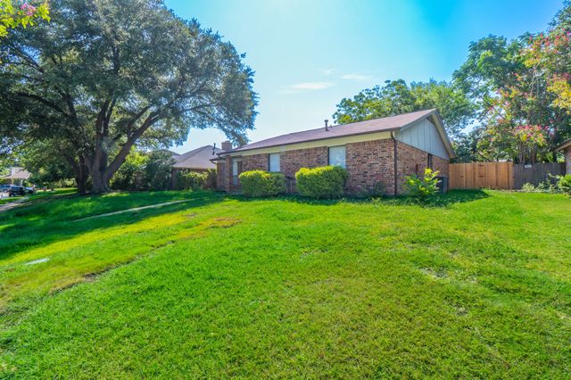 1514 Hindsdale Drive, Richardson, TX 75081