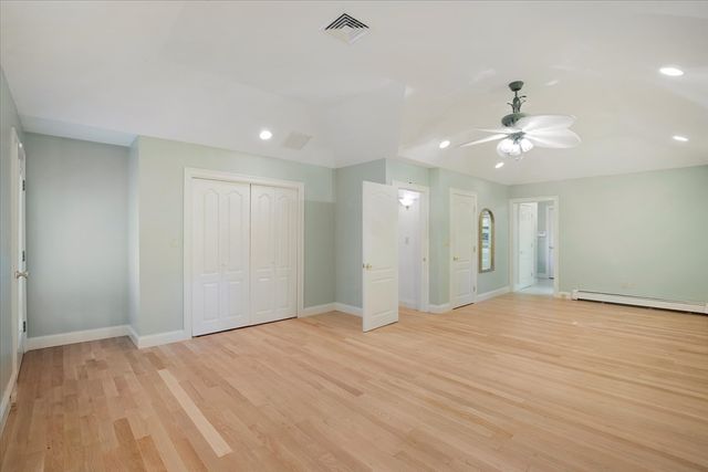 72 Walton Heath Way, Mashpee, MA 02649