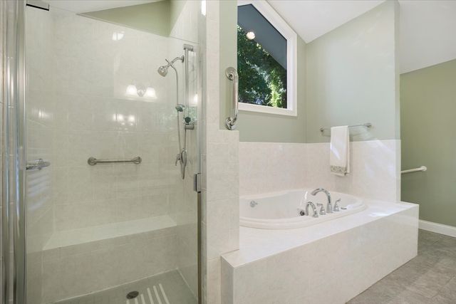 72 Walton Heath Way, Mashpee, MA 02649