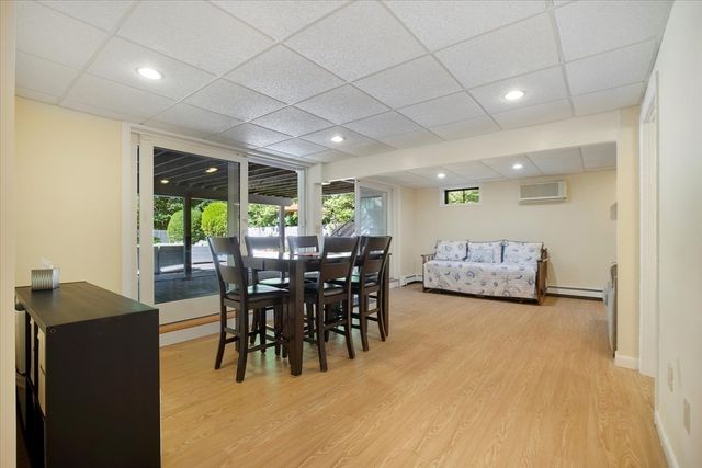 72 Walton Heath Way, Mashpee, MA 02649