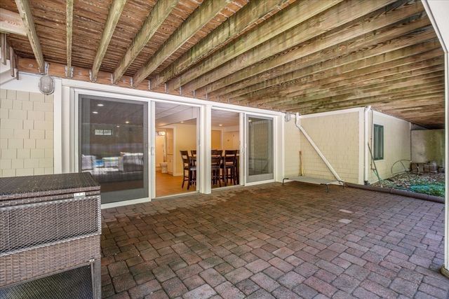 72 Walton Heath Way, Mashpee, MA 02649